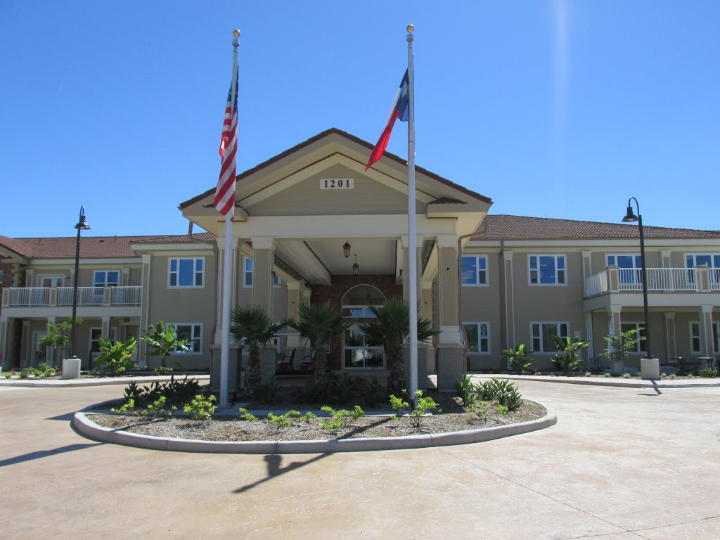 the front entrance to the resort